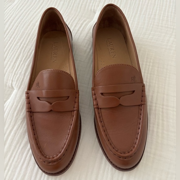 Ralph Lauren Wynnie Loafers - Picture 2 of 3